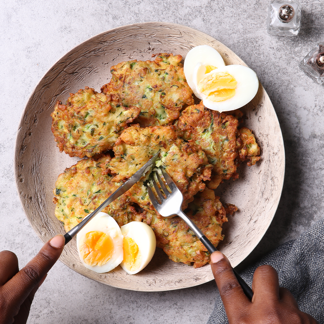 Halloumi and courgette fritters